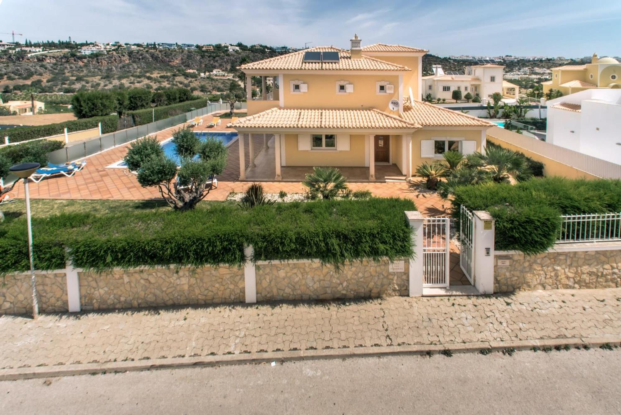 Villa Das Oliveiras Amazing Location Walk To Marina Restaurants Beach 阿尔布费拉 外观 照片