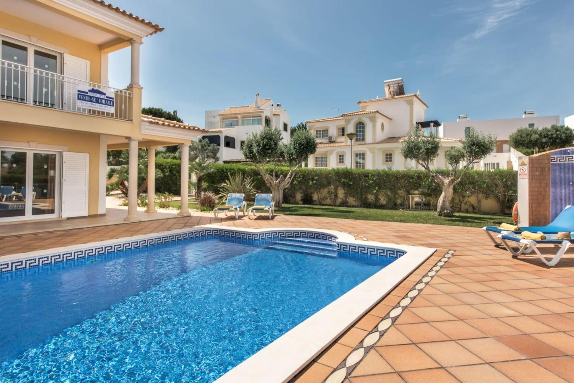 Villa Das Oliveiras Amazing Location Walk To Marina Restaurants Beach 阿尔布费拉 外观 照片